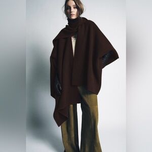 NWT Zara Knit Poncho Cape Sweater with Scarf size S BLOGGERS FAVORITE